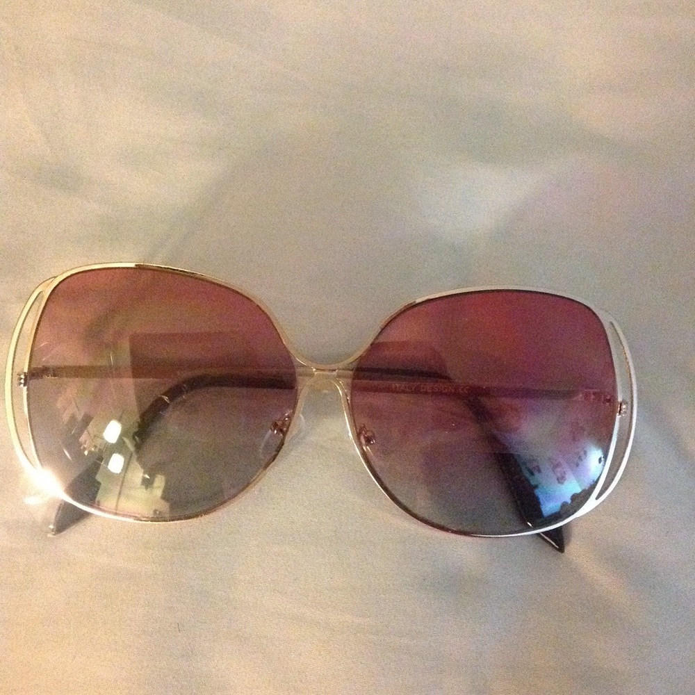 Gorgeous oversize ladies sunnies, sunglasses - Picture 6 of 6